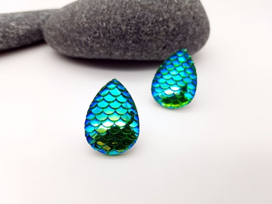 Preview: Meerjungfrauen Schuppen Ohrstecker tropfenform grün